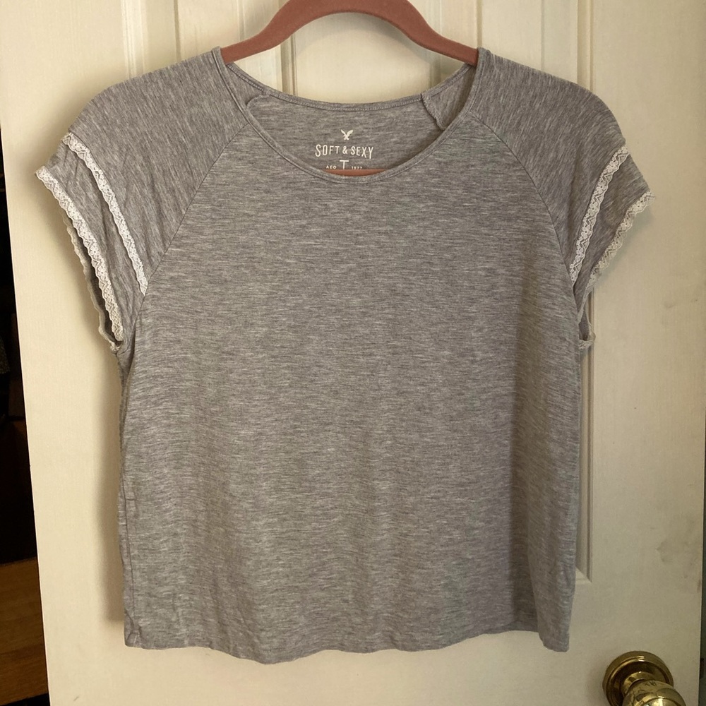 Soft and sexy American Eagle Boxy T-shirt (XS)